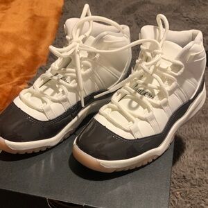 Jordan Kids Sneakers - White and Black